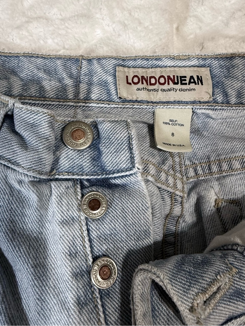 LONDONJEAN Light Blue Cropped Jeans with Patterned Hem - Gently Used -Size 8 - Picture 5 of 12